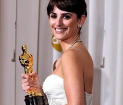 Penélope Cruz, con su Oscar