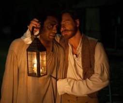 Chiwetel Eijofor y Michael Fassbender, favortos al Oscar