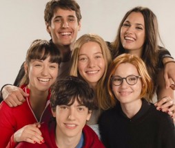 El reparto de El club de los incomprendidos